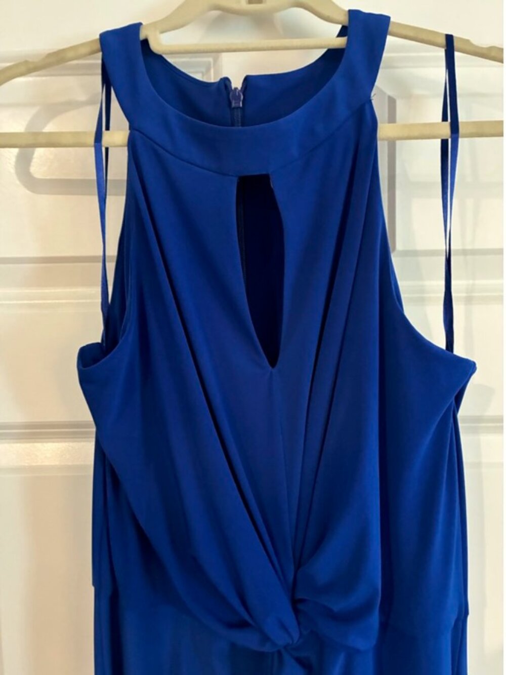 Eliza J Keyhole maxi dress 12